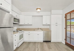 3809 Casey Ct in Bakersfield, CA - Building Photo - Building Photo