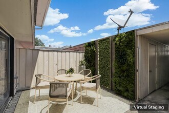 6442 Olympia Dr in Houston, TX - Building Photo - Building Photo