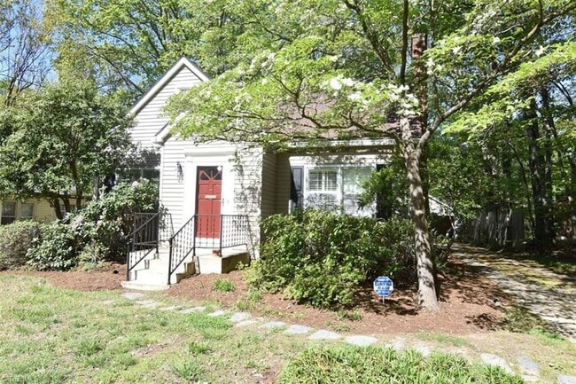 property at 161 Rosedale Cir
