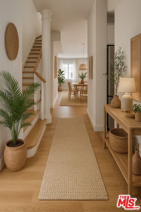 852 N Poinsettia Pl in Los Angeles, CA - Building Photo - Building Photo