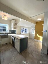 4710 SW Othello St in Seattle, WA - Building Photo - Building Photo