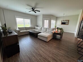 29445 Canoe Cir NW in Harvest, AL - Foto de edificio - Building Photo
