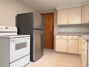 424 Springville Ave in Eggertsville, NY - Building Photo - Building Photo