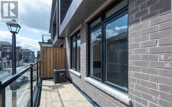 24 Elsinore St in Vaughan, ON - Building Photo - Building Photo