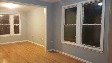 3418 W Armitage Ave in Chicago, IL - Building Photo - Building Photo