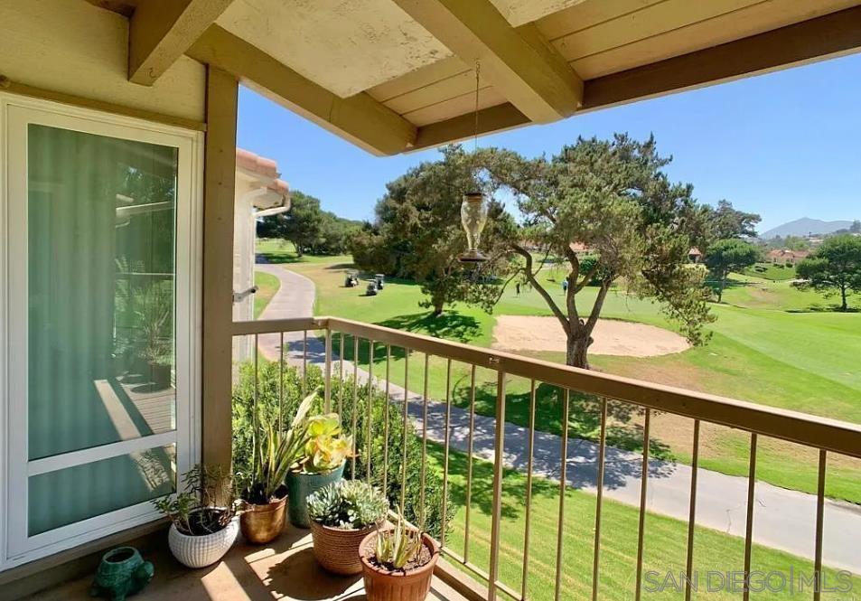 12565 Oaks N Dr in San Diego, CA - Building Photo