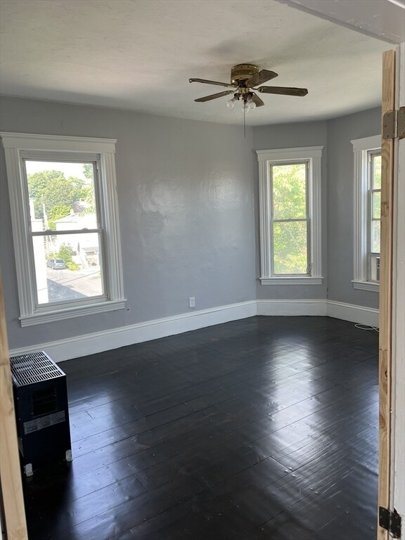 8 Knowlton Ave in Worcester, MA - Building Photo - Building Photo