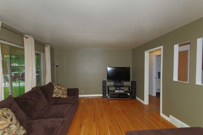 1430 S Eaton Ct in Lakewood, CO - Building Photo - Building Photo