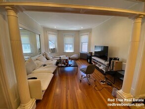 41 Orkney Rd, Unit 3 in Boston, MA - Foto de edificio - Building Photo