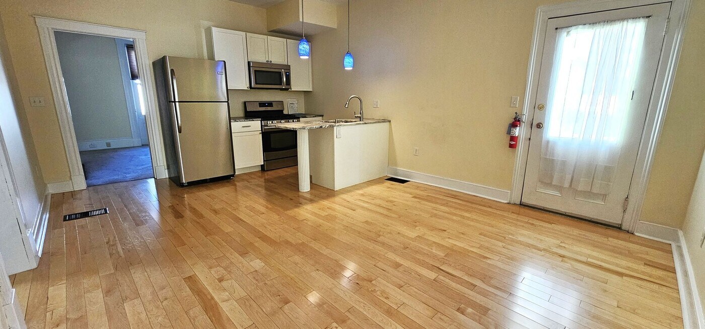 33 Pine St in Burlington, VT - Foto de edificio