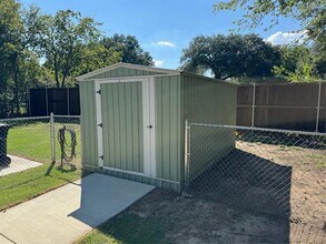 917 Anna St in Denton, TX - Building Photo - Building Photo