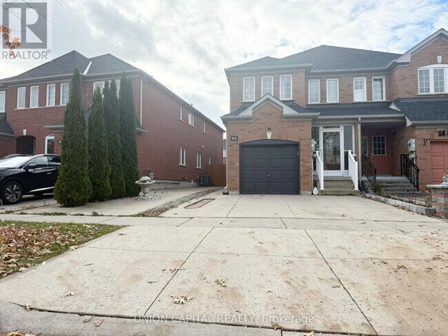 92 Guinevere Rd in Markham, ON - Building Photo - Building Photo