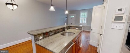 2031 37th St NW in Washington, DC - Building Photo - Building Photo