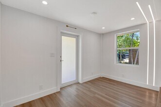 420 SW 13th St in Fort Lauderdale, FL - Building Photo - Building Photo