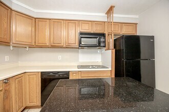 1006 13th St in Pascagoula, MS - Building Photo - Building Photo
