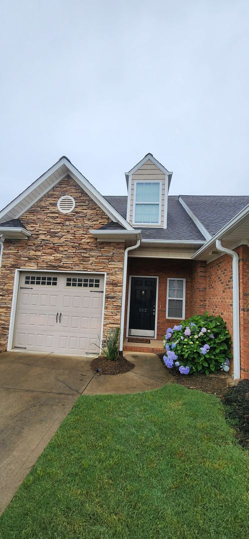 152 Middleton Park Ln in Moore, SC - Building Photo - Building Photo