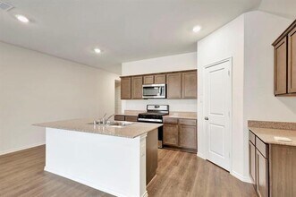 1006 Honey Maple St in Princeton, TX - Building Photo - Building Photo