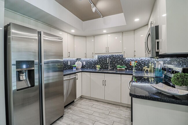 5132 N 31st Way-Unit -138 in Phoenix, AZ - Foto de edificio - Building Photo