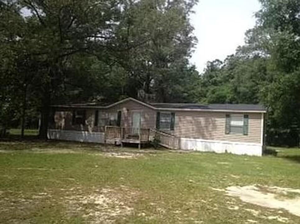 152 Dannibell Ln in Havana, FL - Building Photo