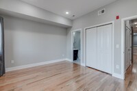 2111 Master St photo'