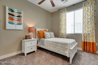 1350 S Ellsworth Rd in Mesa, AZ - Building Photo - Building Photo