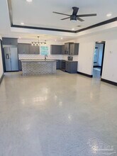 6408 Sarasota St in Pensacola, FL - Building Photo - Building Photo