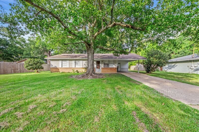 101 N Ida Ln in Long Beach, MS - Building Photo