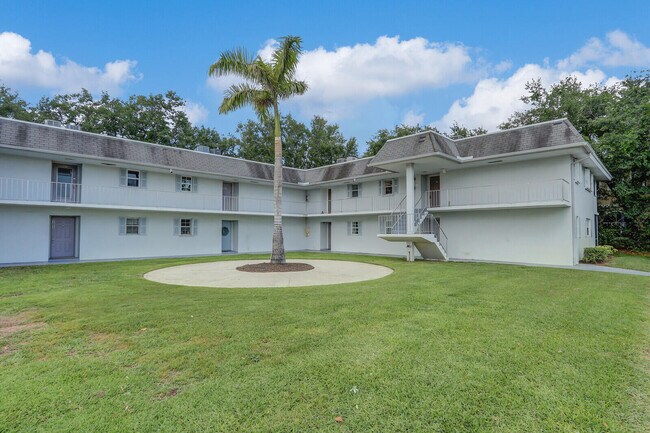 property at 10249 N Military Trl
