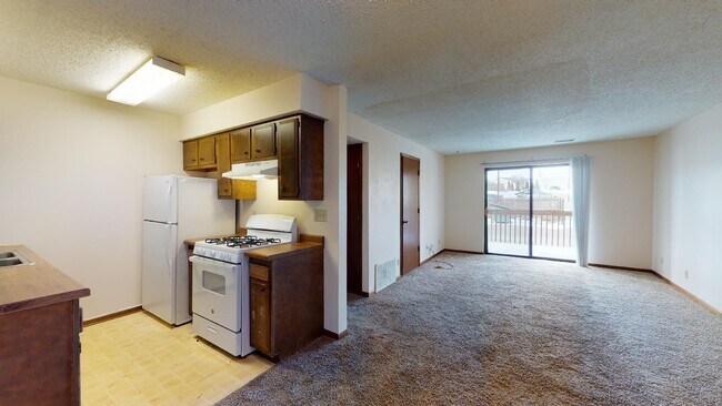 3500 Grand Ave in Ames, IA - Building Photo - Building Photo