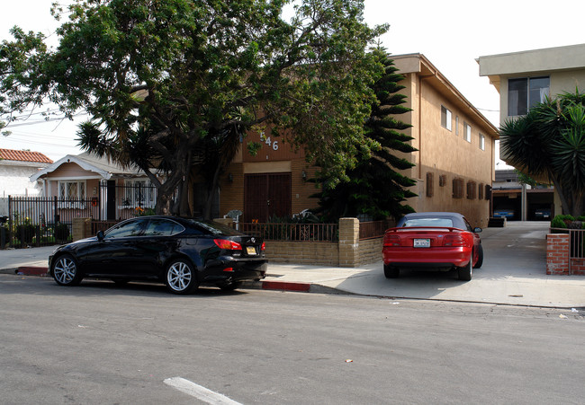 546 S Short St in Inglewood, CA - Building Photo - Building Photo