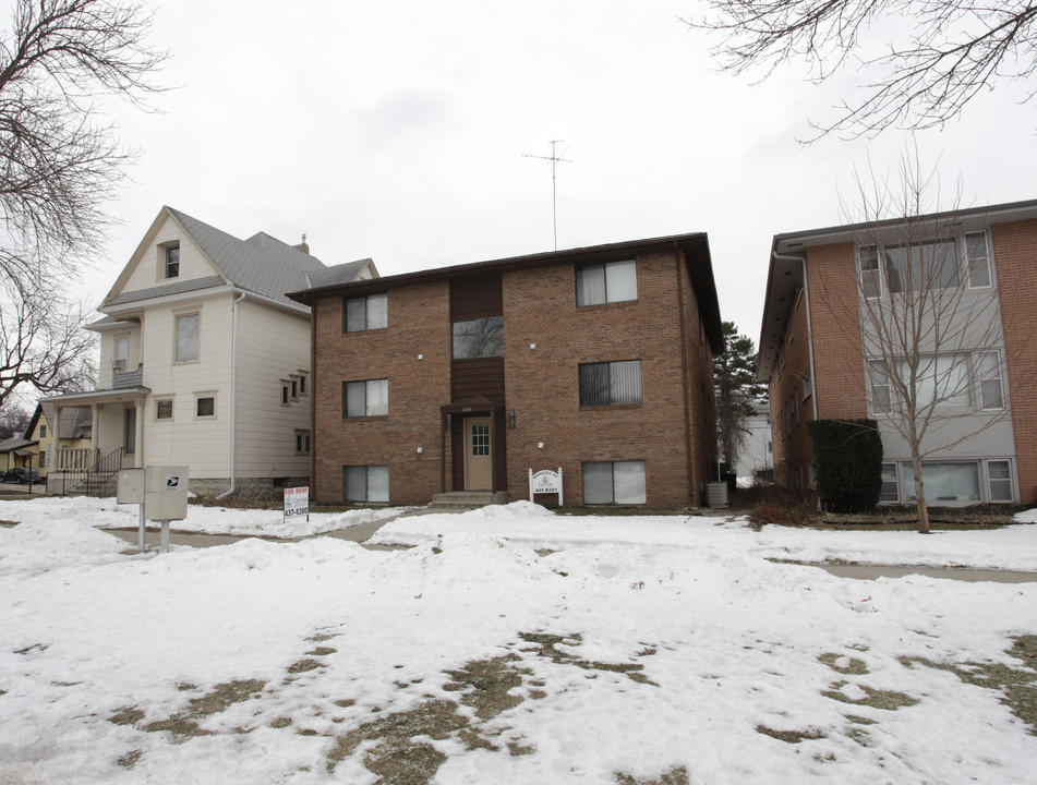 1535 F Street in Lincoln, NE - Foto de edificio