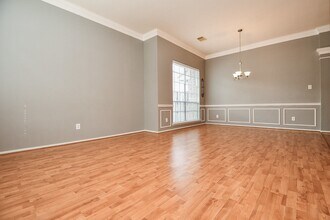 4622 Forest Home Dr in Missouri City, TX - Building Photo - Building Photo