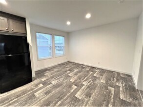 17082 Coventry Ln in Holly, MI - Foto de edificio - Building Photo