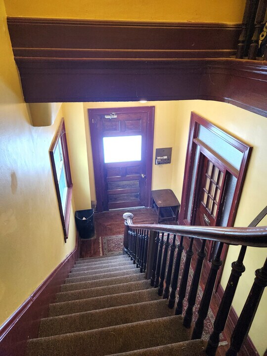 437 N Front St in Milton, PA - Foto de edificio
