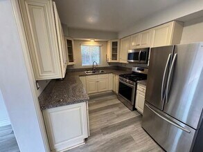 2446 Grant St in Hollywood, FL - Building Photo - Building Photo