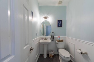 4724 Regents Park in Williamsburg, VA - Building Photo - Building Photo