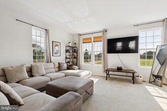 274 Dr Andrews Way in Indian Head, MD - Building Photo - Building Photo