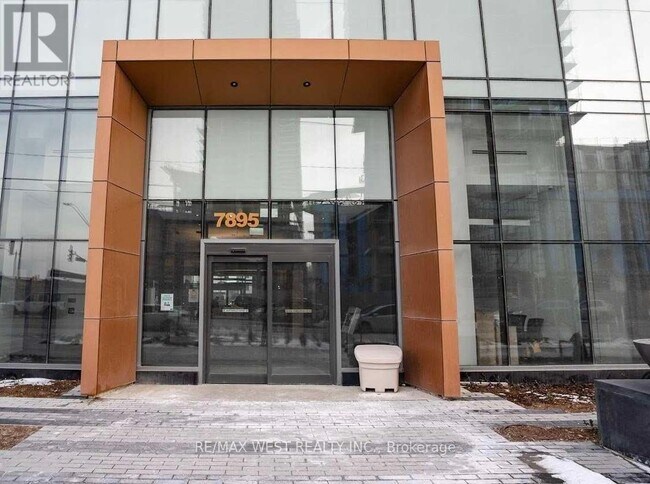 7895 Jane St in Vaughan, ON - Building Photo - Building Photo