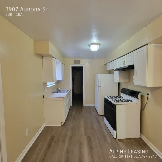 3907 Aurora St in Indianapolis, IN - Building Photo - Building Photo