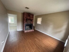 112 Richmond Way in Prattville, AL - Foto de edificio - Building Photo