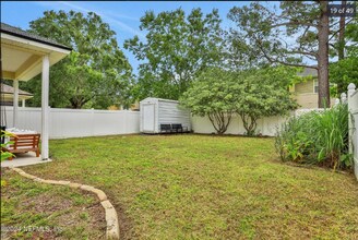 3934 Pebble Brooke Circle South in Orange Park, FL - Building Photo - Building Photo
