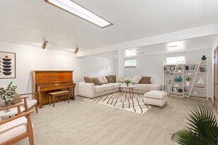 2185 Upham St in Lakewood, CO - Building Photo