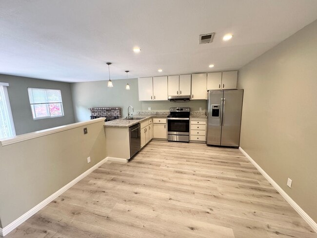 7070 Wineberry Way in Dublin, CA - Building Photo - Building Photo