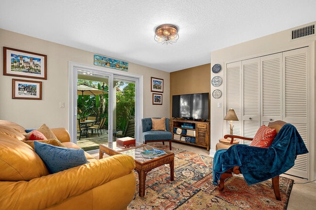 27 Desoto Pl in St. Augustine, FL - Building Photo - Building Photo