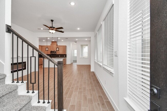 property at 4911 Perennial Ct