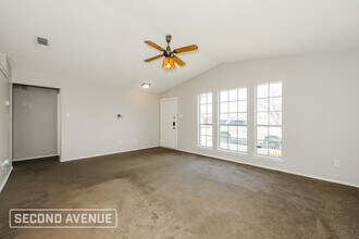 1937 Red Cloud Dr in Dallas, TX - Building Photo - Building Photo