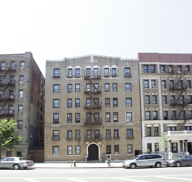 79-81 St Nicholas Pl in New York, NY - Building Photo - Building Photo