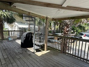 1207 N Atlantic Ave in New Smyrna Beach, FL - Building Photo - Building Photo
