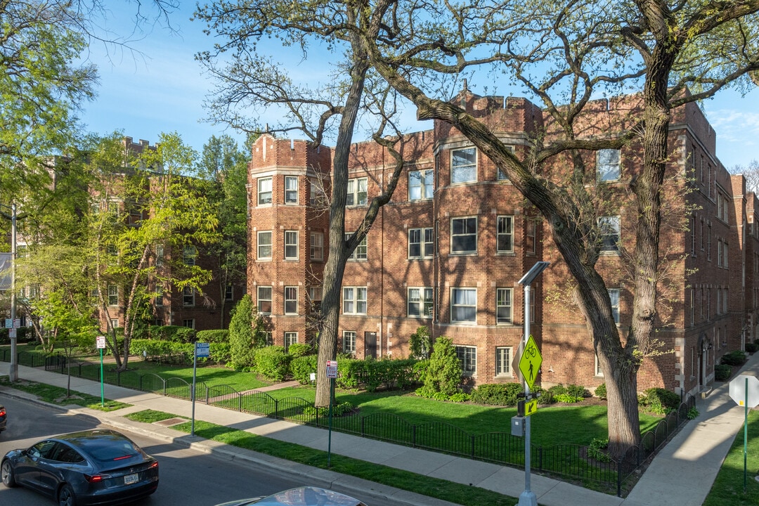 217 N Oak Park Ave in Oak Park, IL - Building Photo