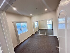 1771 Beloit Ave in Los Angeles, CA - Building Photo - Building Photo